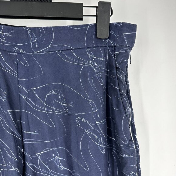 Victoria Beckham Cropped Pyjama Silk Trousers Abstract Swan Print Navy 4 - Picture 3 of 10